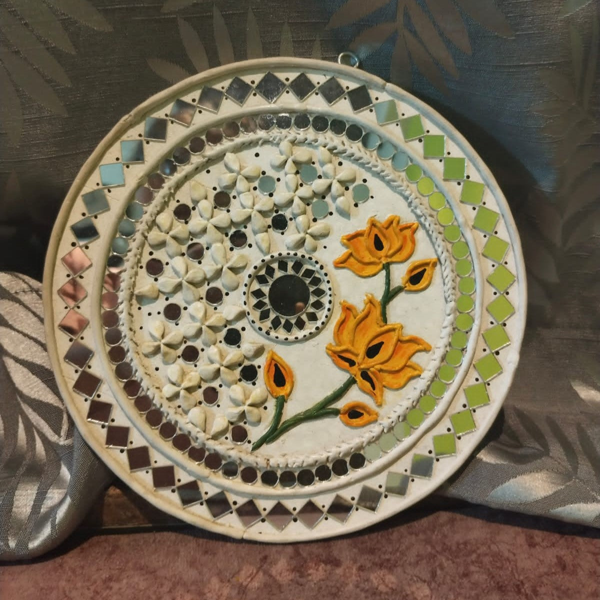 Handmade Floral Lippan Art Wall Decor – Mirror Work Round Design (8x8 Inch MDF)