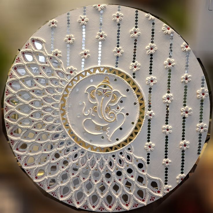 Handmade Ganpati Lippan Art Wall Decor – White & Golden Mirror Work